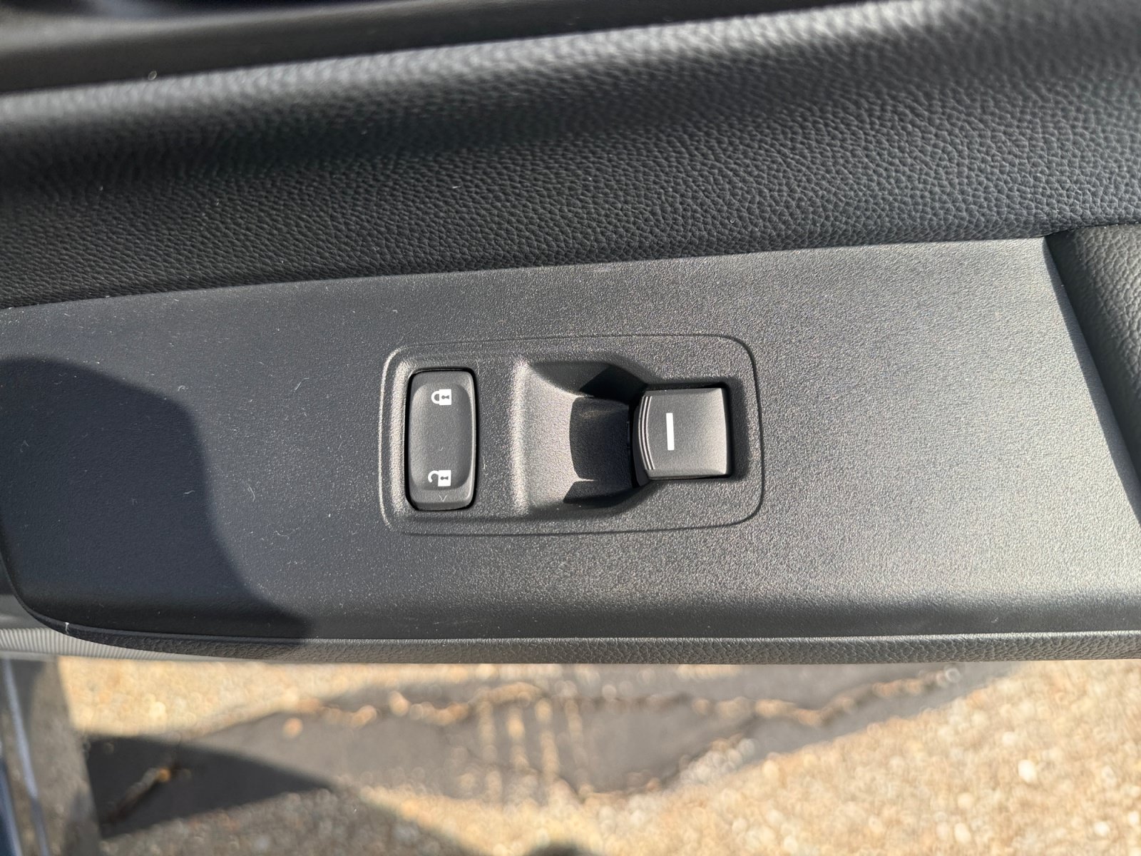 2025 Honda CR-V EX - Photo 33