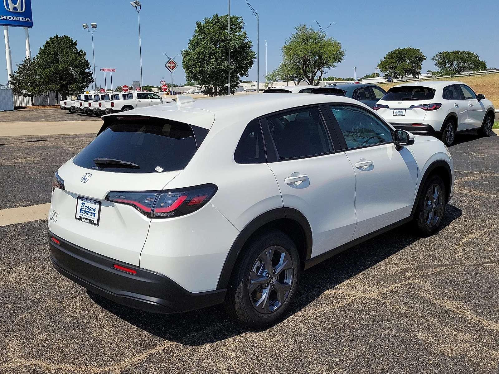 New 2027 Platinum White Pearl Honda LX AWD image 11