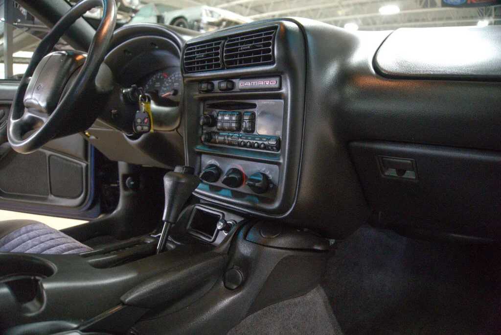 Used 2001  Chevrolet Base image 53