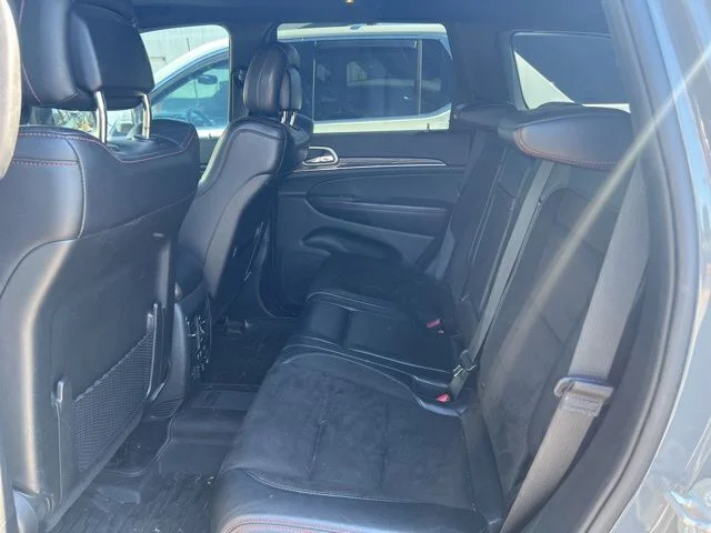 Used 2019 Gray Jeep Trailhawk image 13