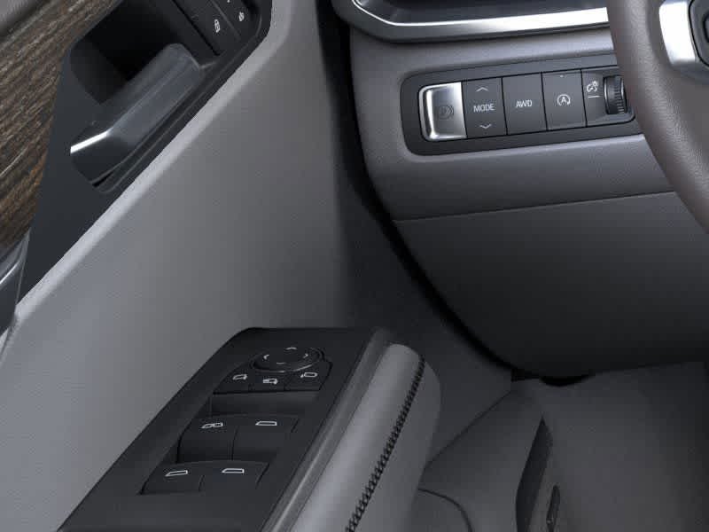 2026 GMC Acadia Denali - Photo 22