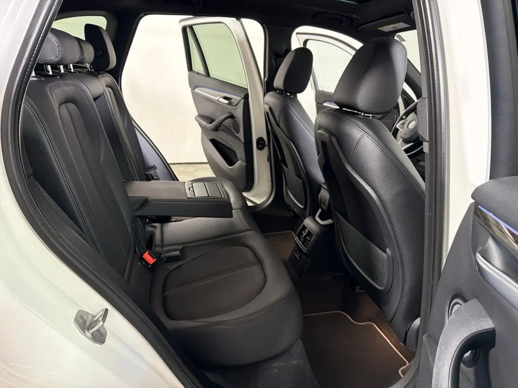 2021 BMW X1 28i - Photo 22