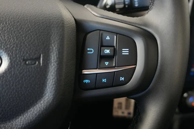 New 2026 Velocity Blue Metallic Ford XLT image 13