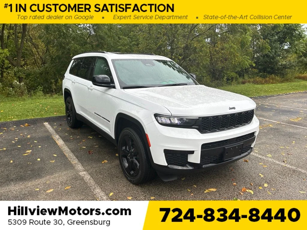Certified Used 2023 Bright White Clearcoat Jeep Altitude image 9