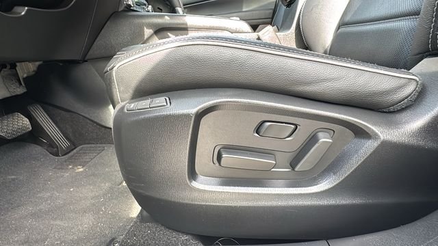 Used 2025 Silver Mazda 2.5 S Preferred Package image 21