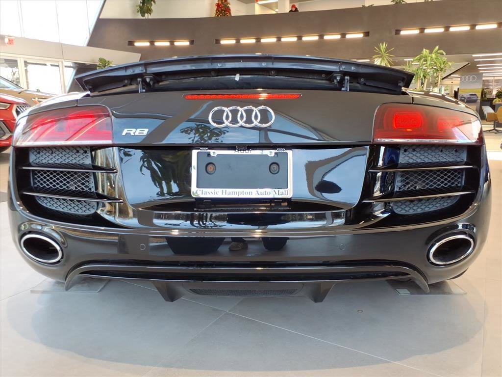 Used 2011 Phantom Black Pearl Effect/Black Roof Audi 5.2L image 6