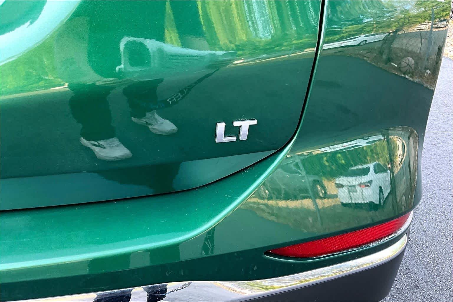 Used 2019 Ivy Metallic Chevrolet LT image 10