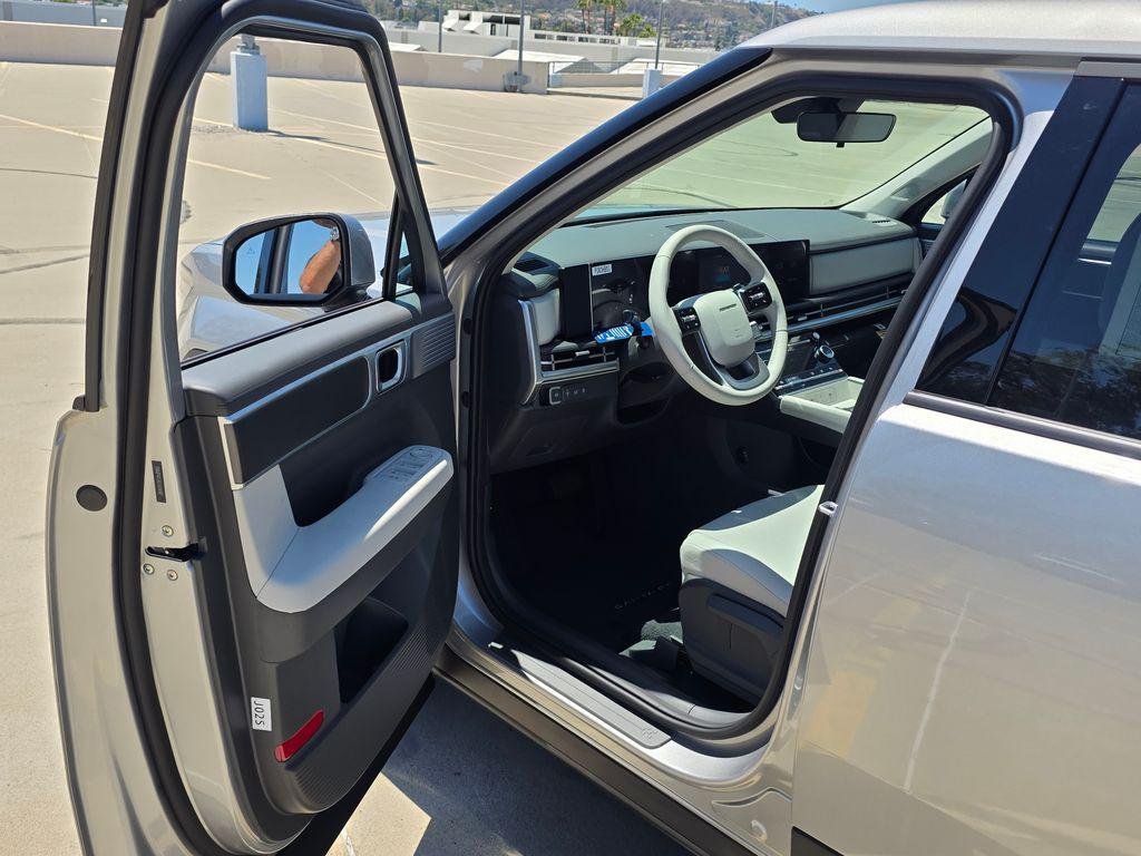 New 2026 Silver Hyundai SE image 34