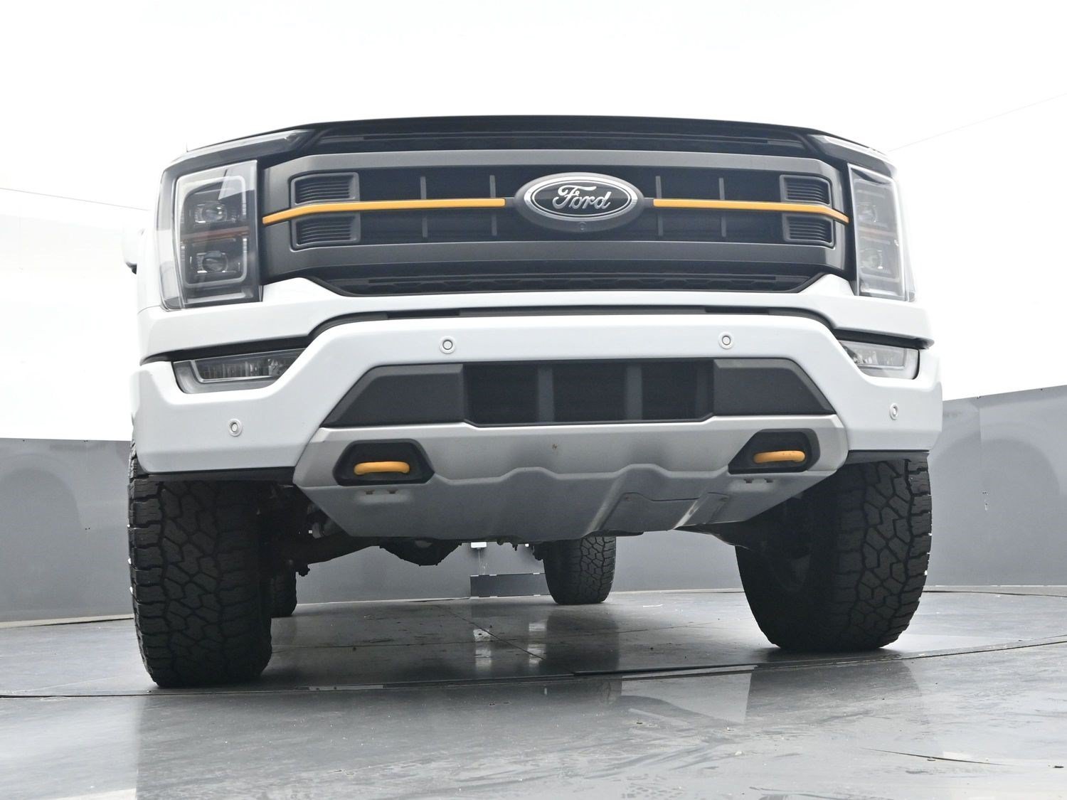 Used 2022 Oxford White Ford Tremor image 36
