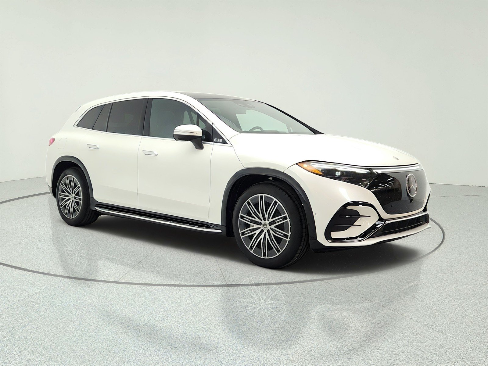 Used 2023 MANUFAKTUR Diamond White Mercedes-Benz EQS 450+ SUV image 3