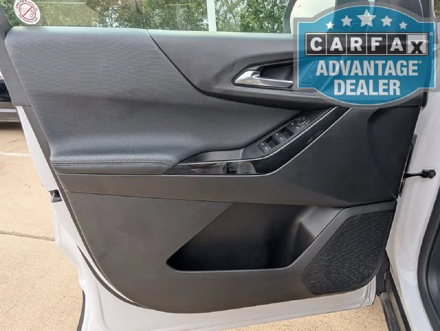 Used 2026 Summit White Chevrolet LT image 20