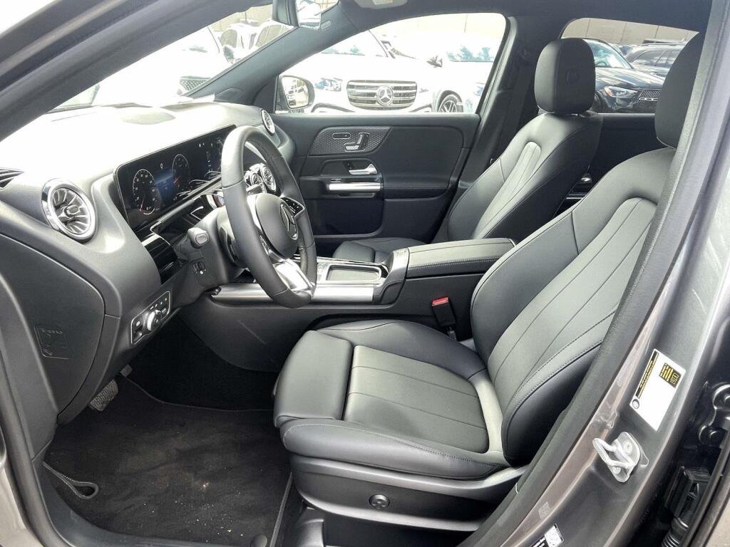 New 2026 Mountain Grey Metallic Mercedes-Benz GLA 250 image 17