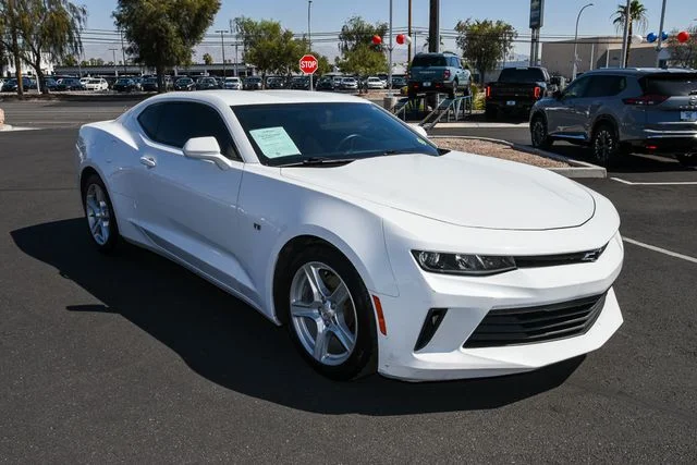 Used 2017 White Chevrolet 1LS image 8