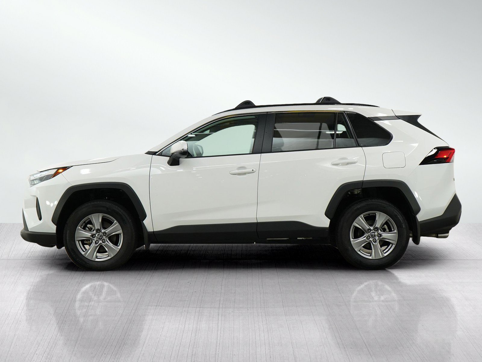 Used 2025 Toyota RAV4 XLE with VIN 2T3P1RFV7SW555139 for sale in South Saint Paul, Minnesota