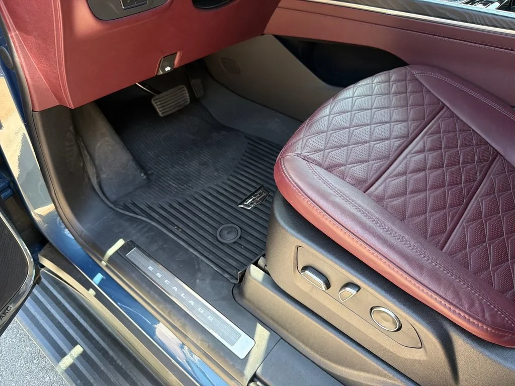 2026 Cadillac Escalade Sport - Photo 19