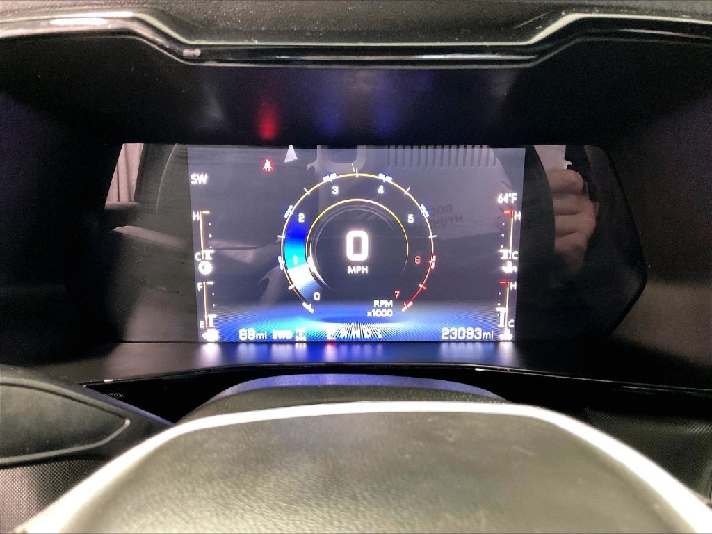 Used 2023 White Chevrolet Z71 image 24