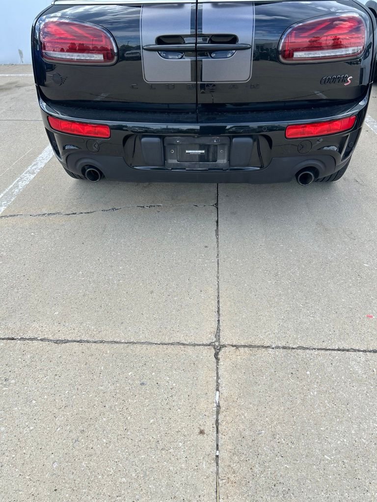 Certified Used 2023 Midnight Black MINI Clubman image 5