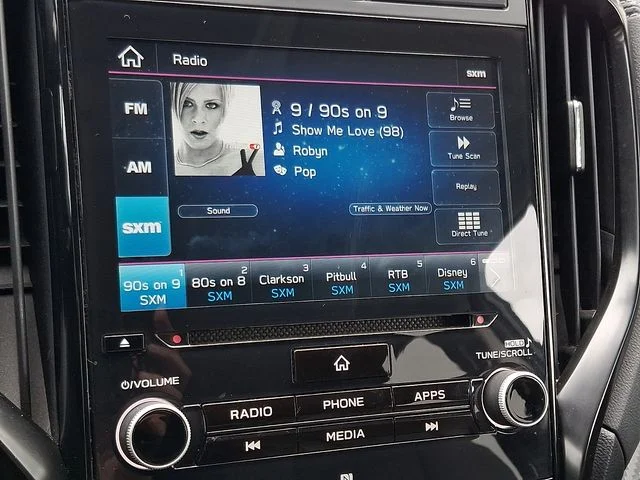 Used 2022 Gray Subaru Onyx Edition image 17