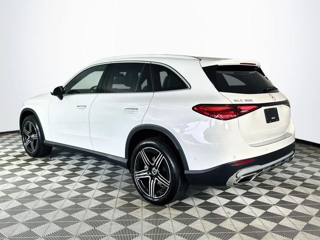New 2026 Polar White Mercedes-Benz GLC 300 image 5
