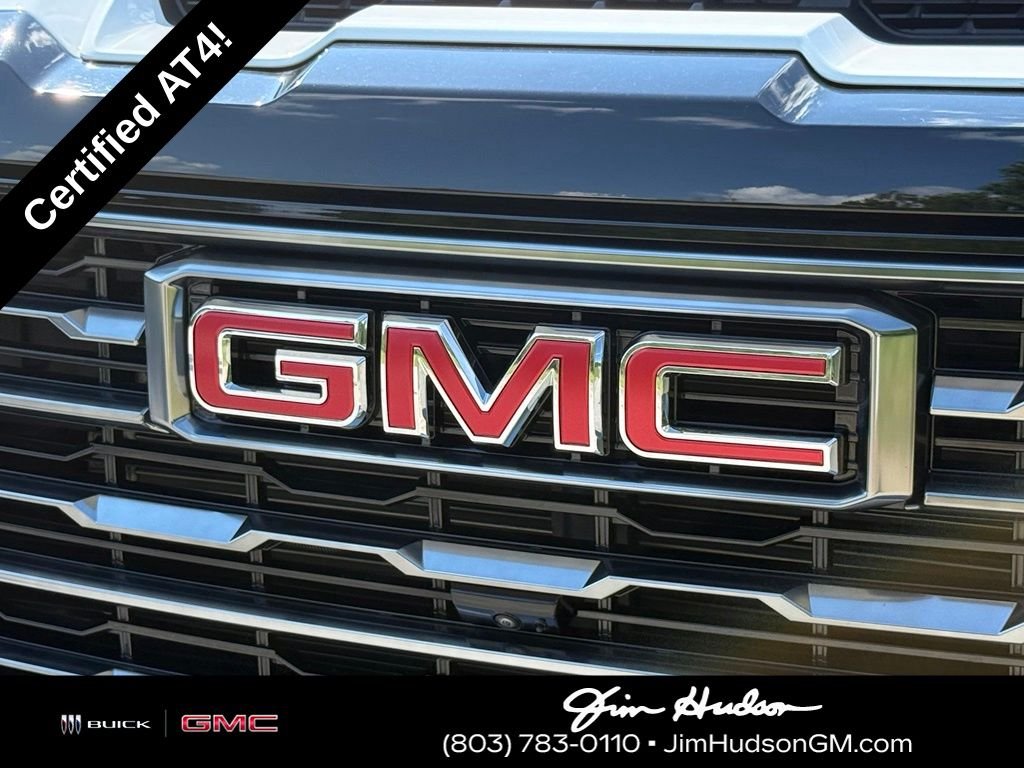 Used 2025 White GMC AT4 image 8
