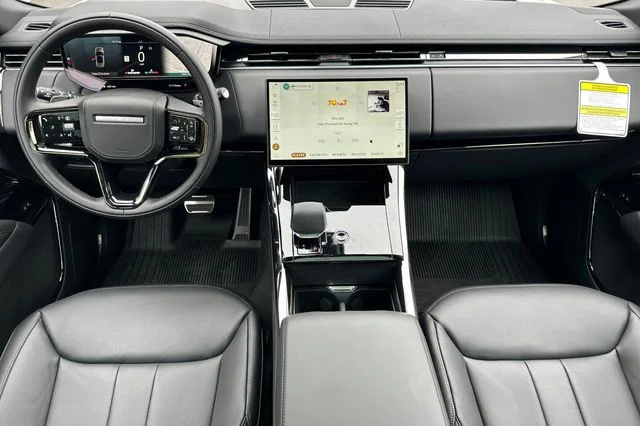 New 2026 Borasco Grey Land Rover Dynamic SE image 12