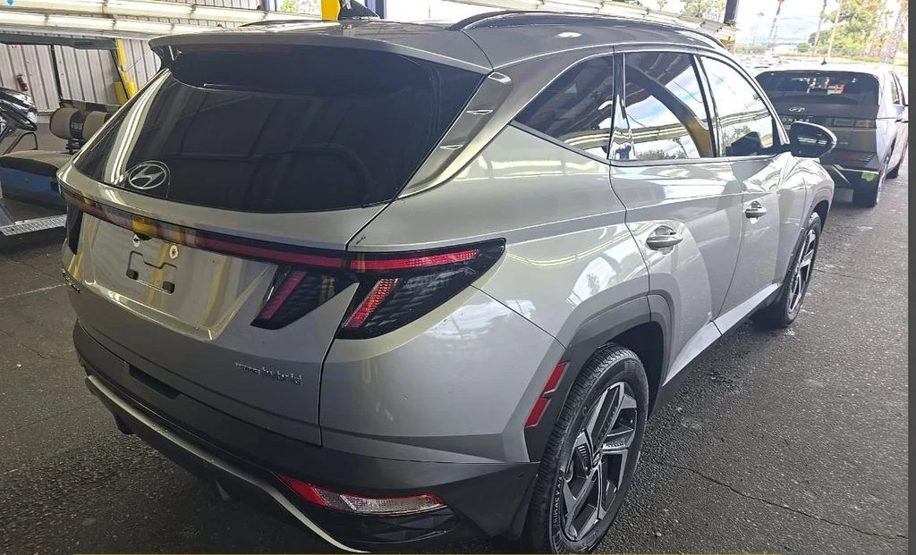 Used 2024 Silver Hyundai Limited image 4