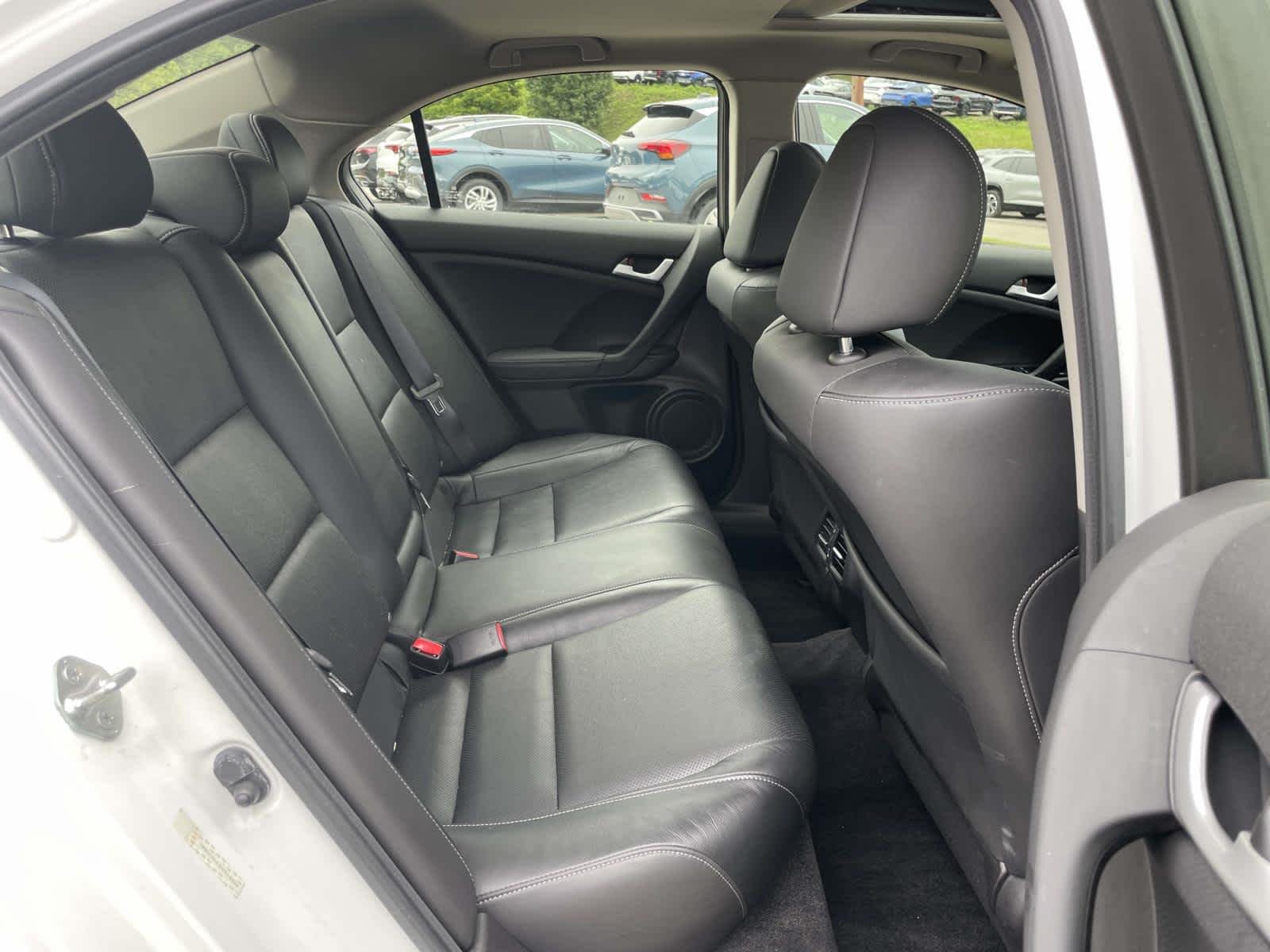 Used 2012 Bellanova White Pearl Acura  image 25