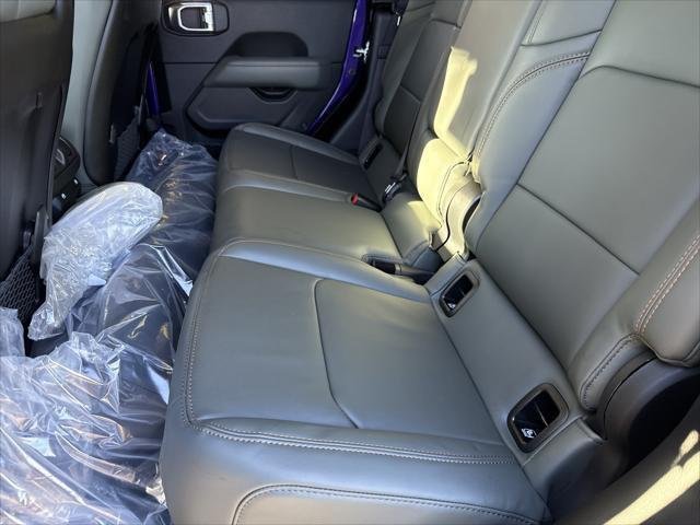 New 2026 Reign Exterior Paint Jeep Mojave image 23