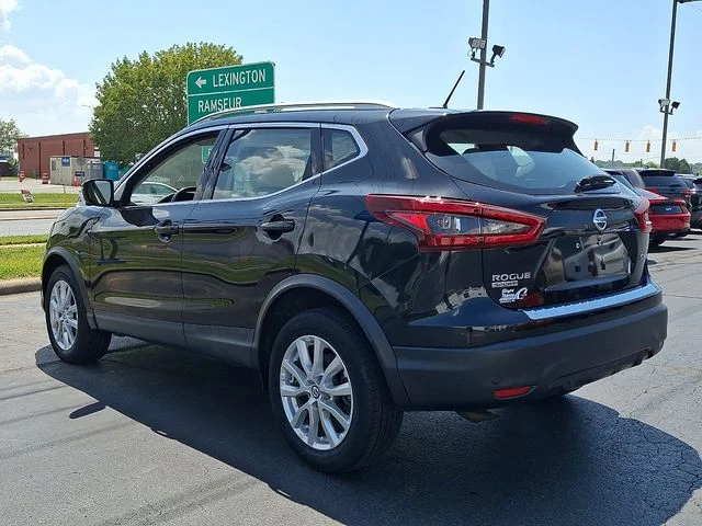 Used 2020 Black Nissan SV image 4