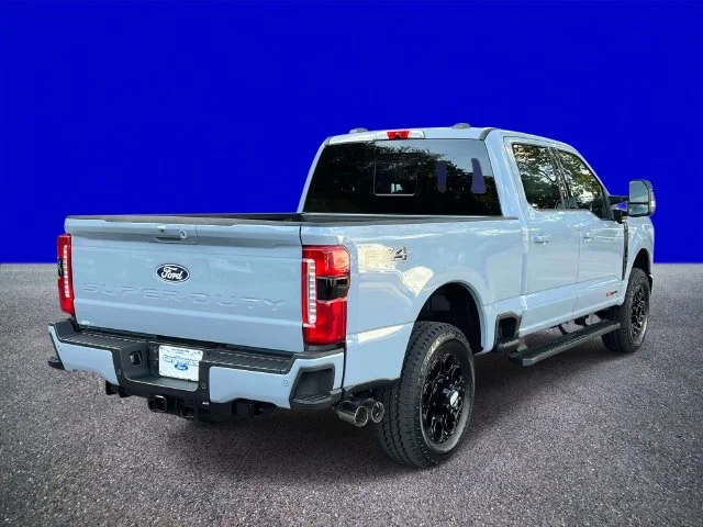 New 2027 Glacier Gray Metallic Tri-Coat Ford F-250® Lariat® image 3