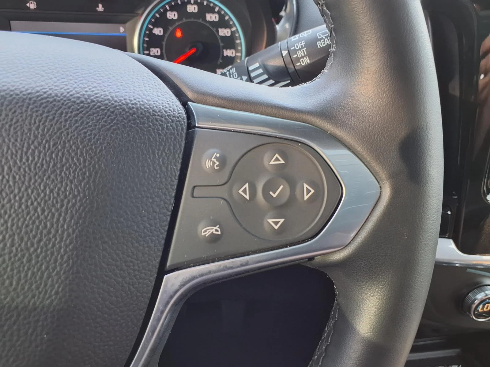 Used 2023 Sterling Gray Metallic Chevrolet LT Cloth image 13