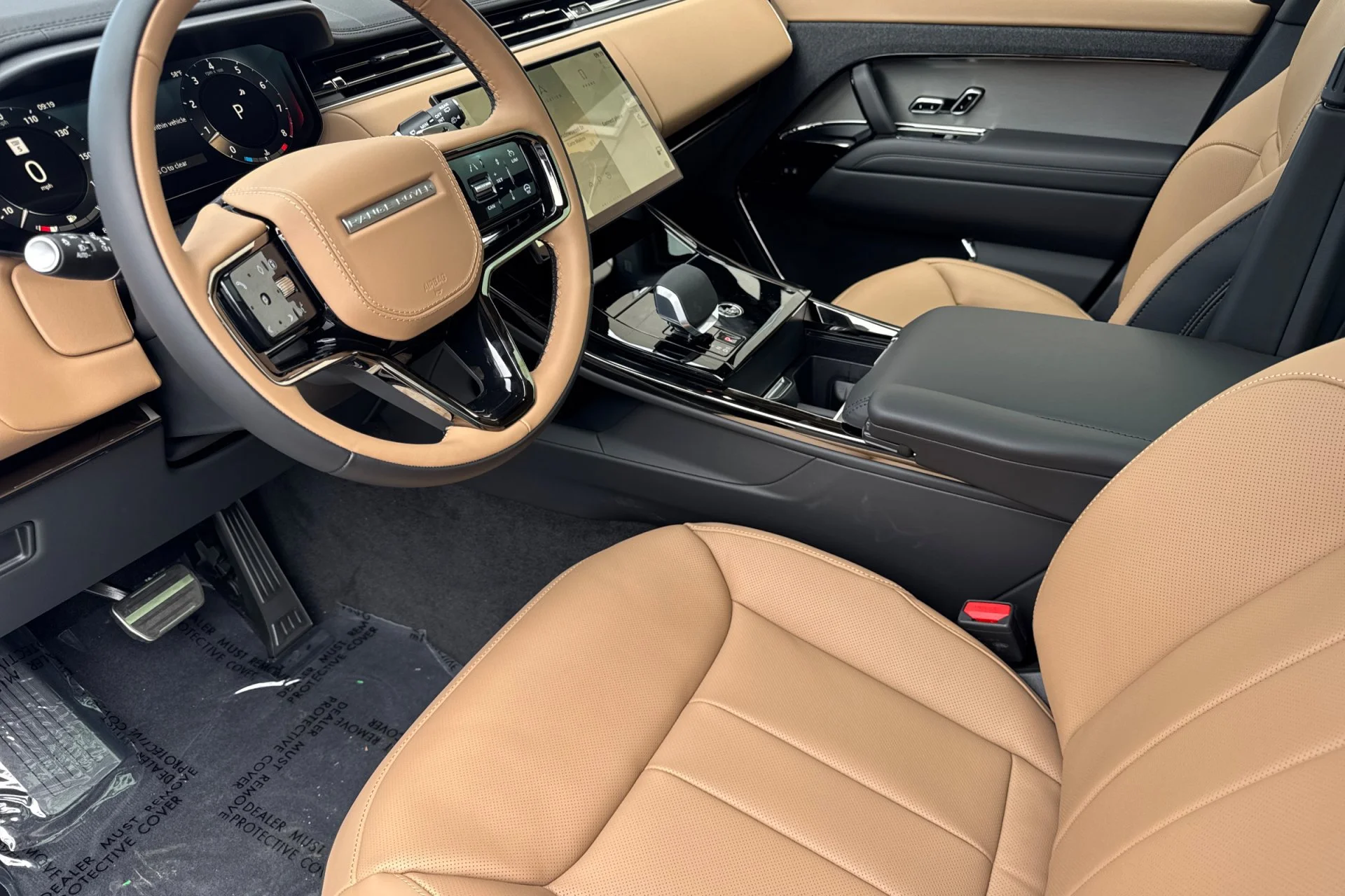 New 2026 Borasco Grey Land Rover Dynamic SE image 13