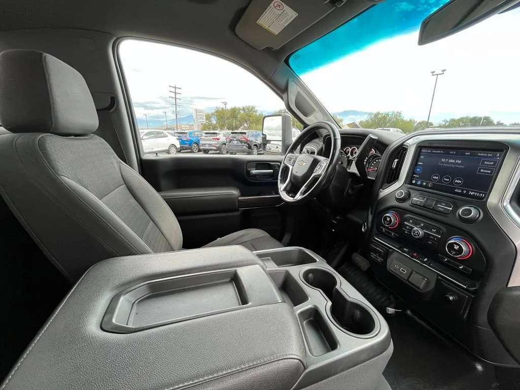 Used 2022 Summit White Chevrolet LT image 18