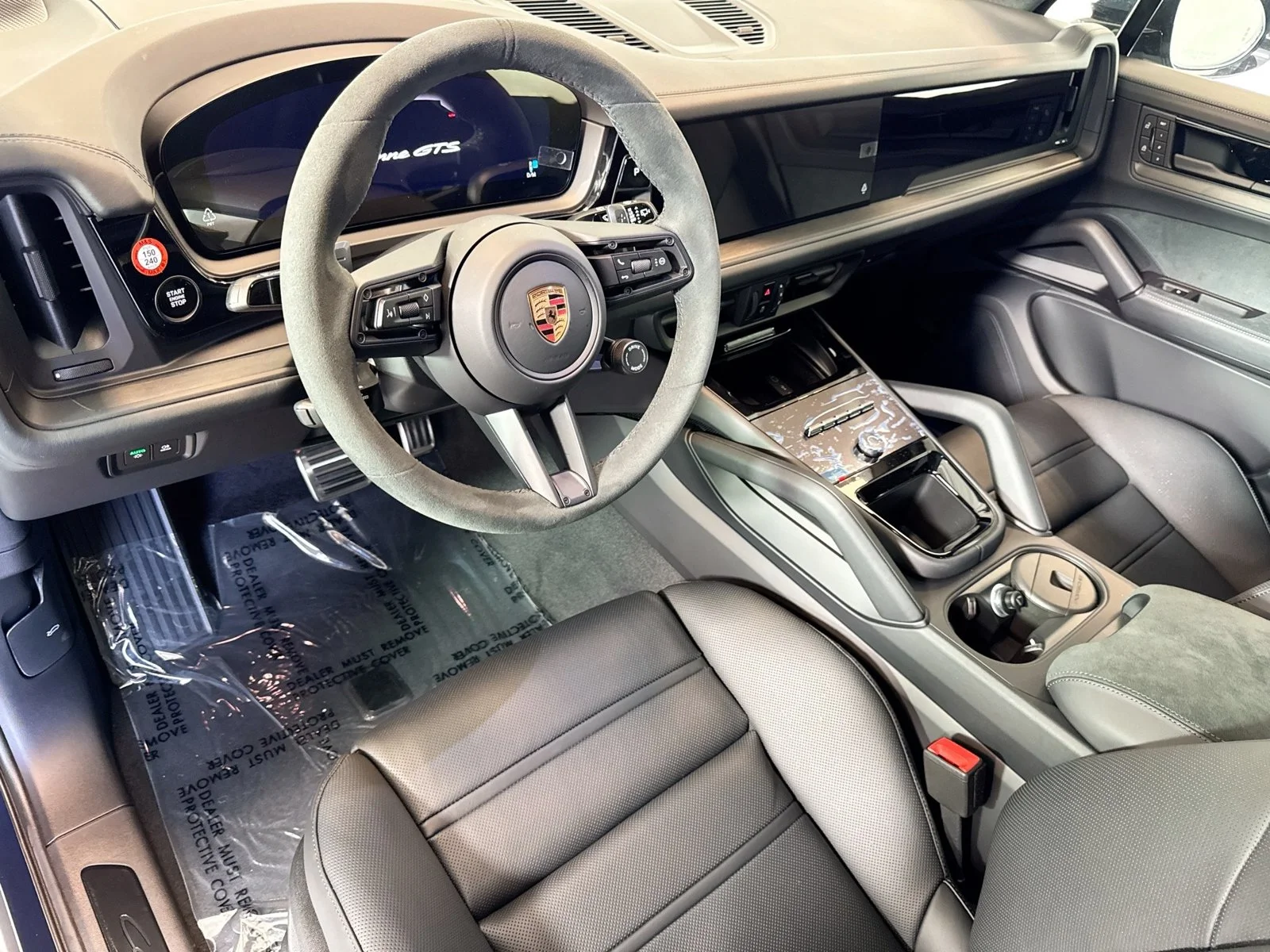 New 2026 Algarve Blue Metallic Porsche GTS image 4