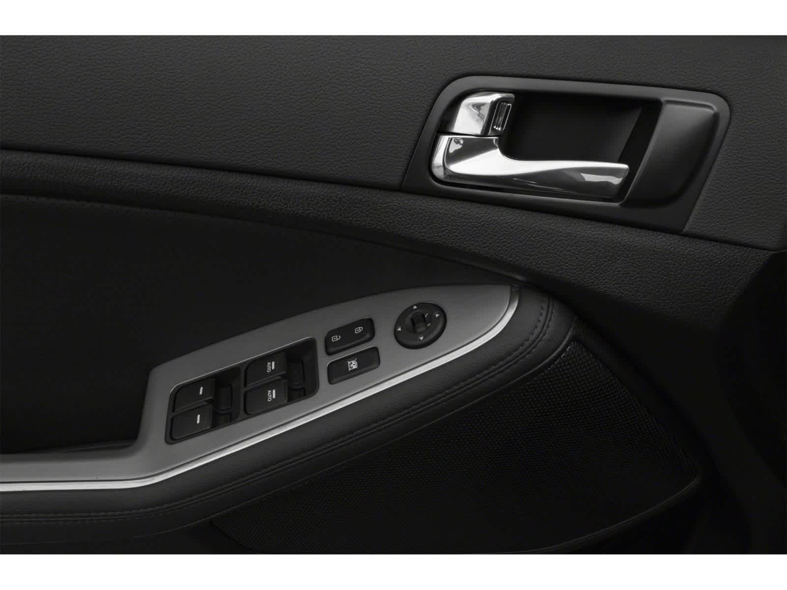 Used 2015 Snow White Pearl Kia SX image 12