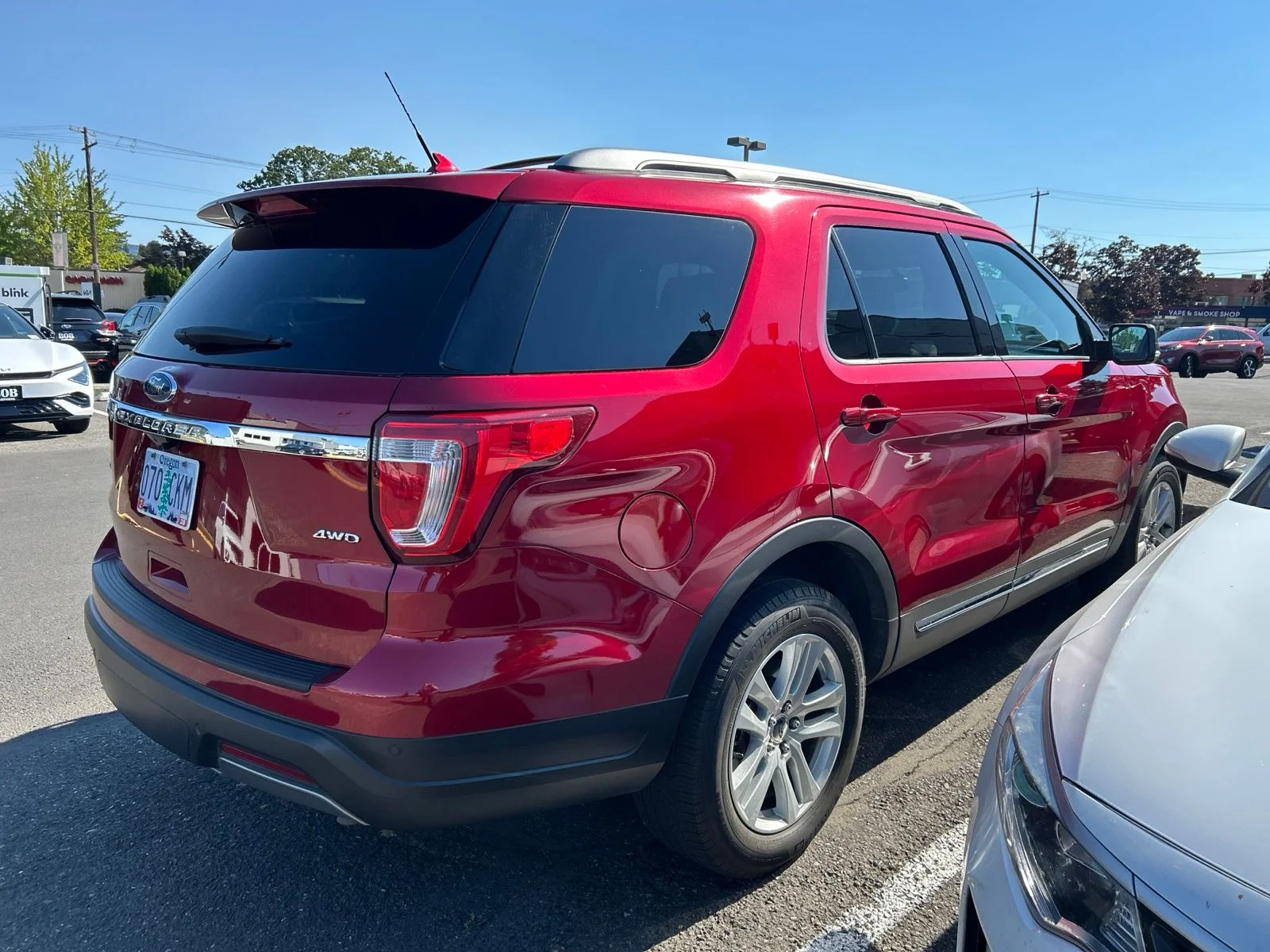 Used 2019 Ruby Red Metallic Ford XLT image 3