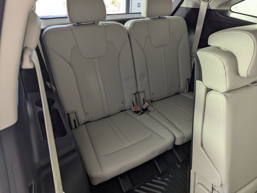 New 2026 Wolf Gray Kia EX image 34
