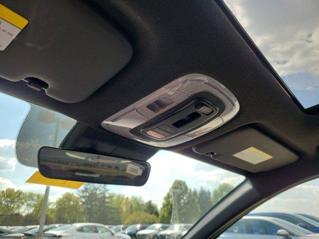 2025 Hyundai Elantra N Line - Photo 30