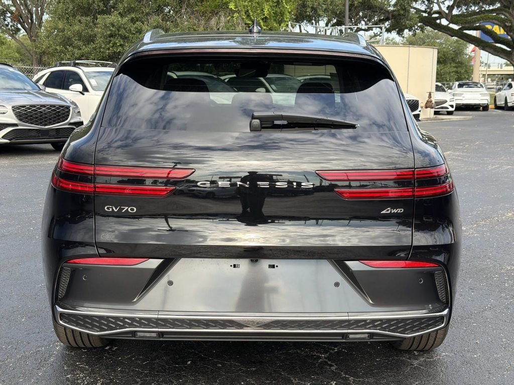 New 2026 Black Genesis 2.5T Advanced image 5