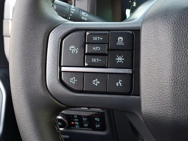 New 2026 Carbonized Gray Metallic Ford XLT image 13