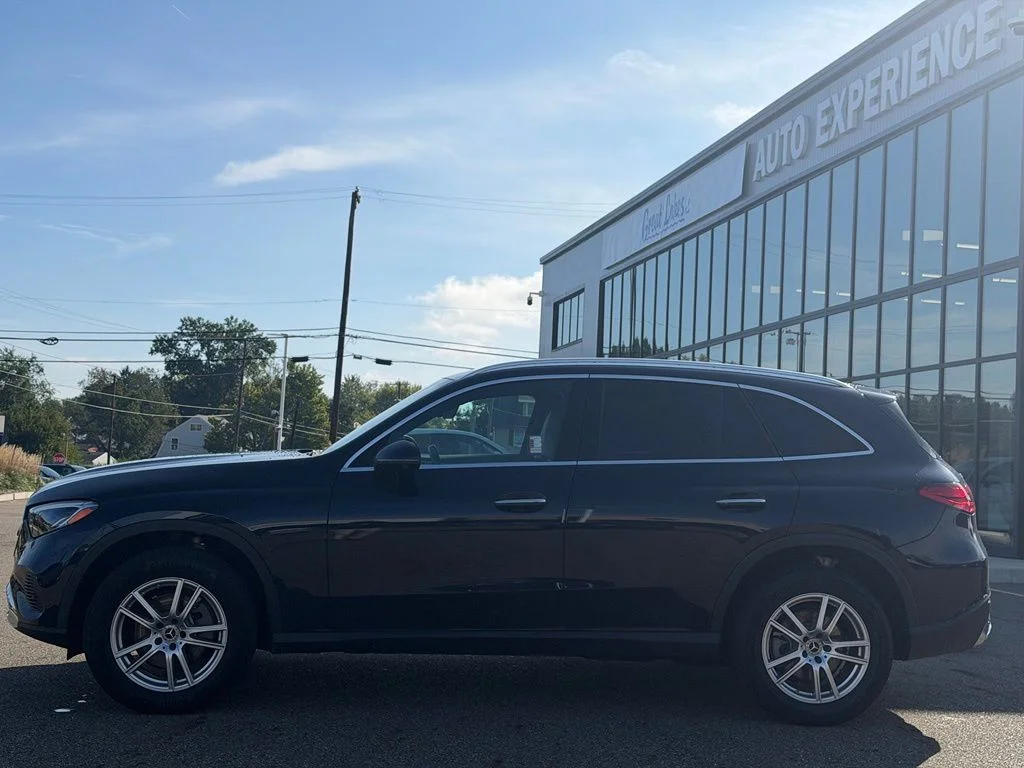 2023 Mercedes-Benz GLC