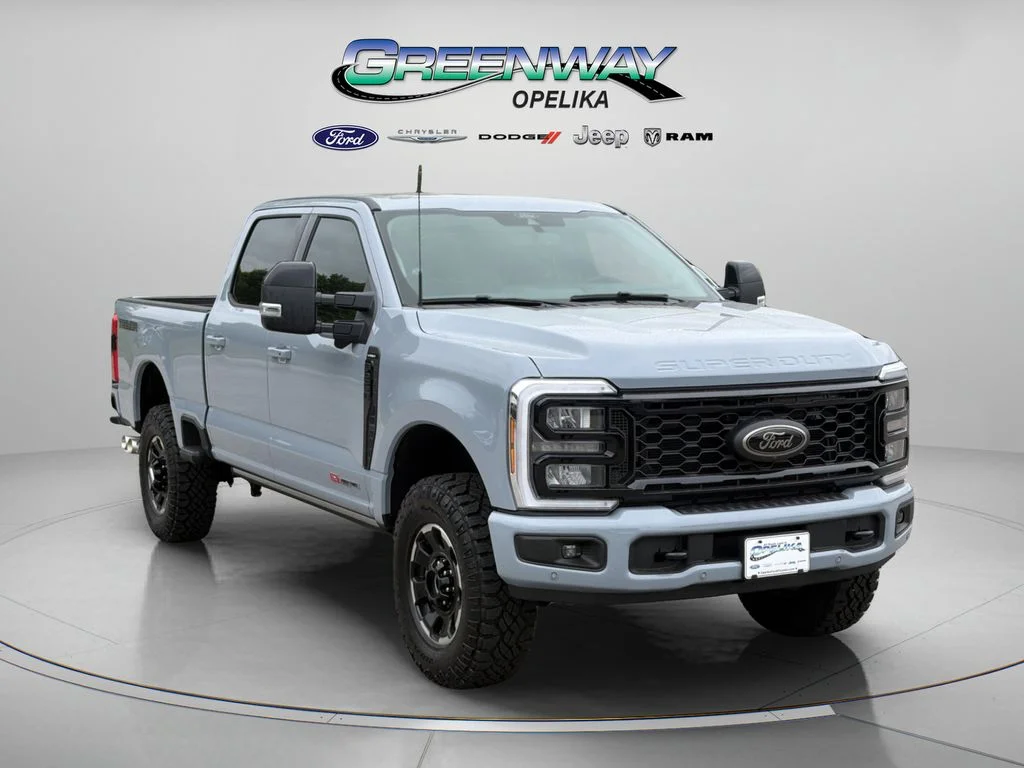 New 2026 Glacier Gray Metallic Tri-Coat Ford F-250® Lariat® image 29