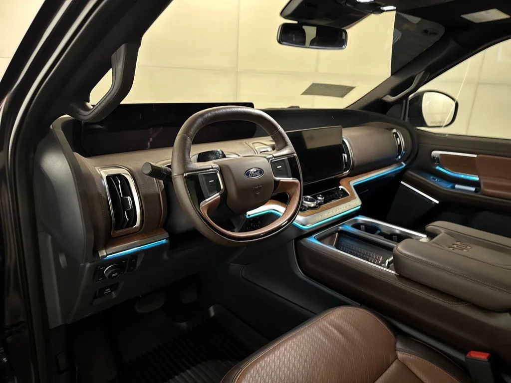 Certified Used 2025 Gray Ford King Ranch image 5