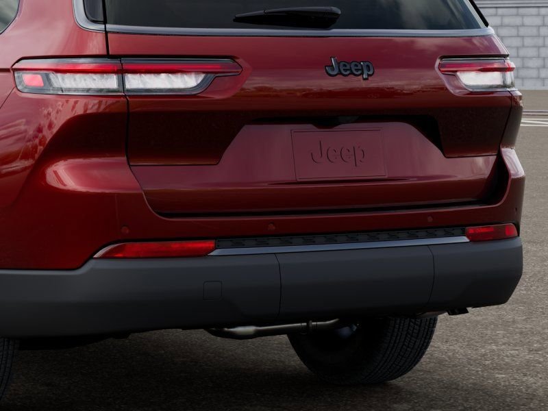 New 2026 Velvet Red Pearl-Coat Exterior Paint Jeep Laredo image 13