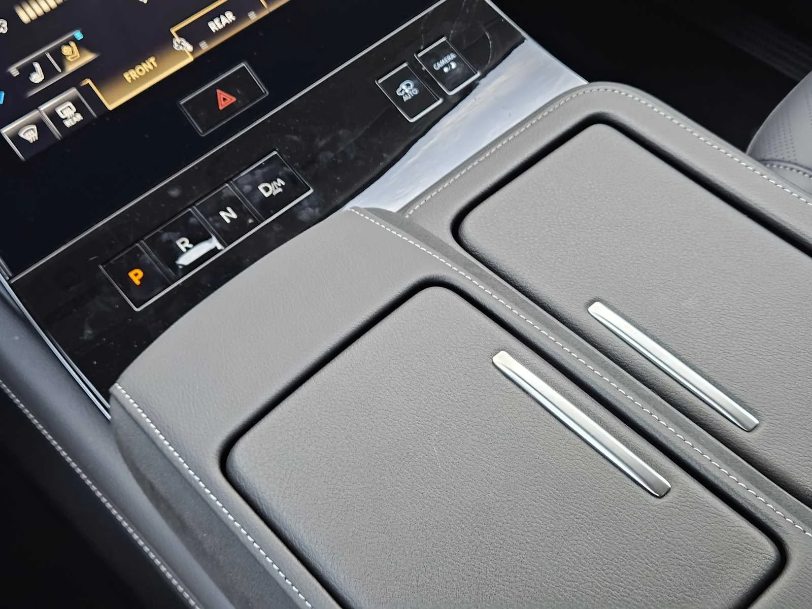 New 2026 BLACK OBSIDIAN INFINITI Luxe 2WD image 14