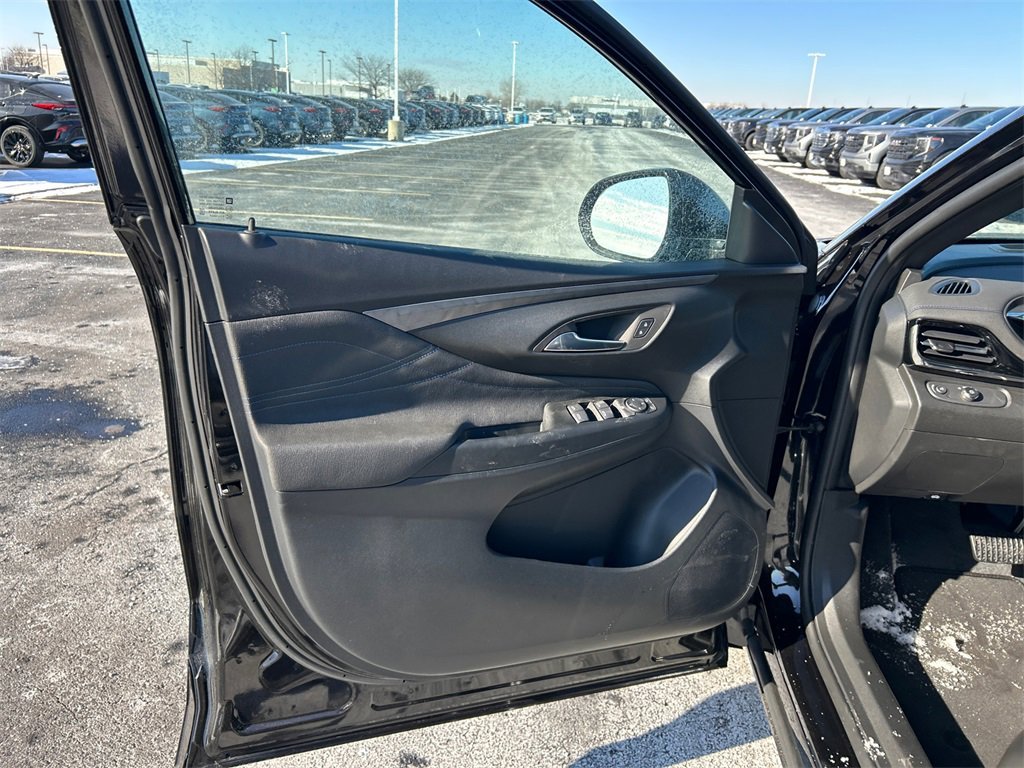 2026 BUICK ENVISTA - Image 14