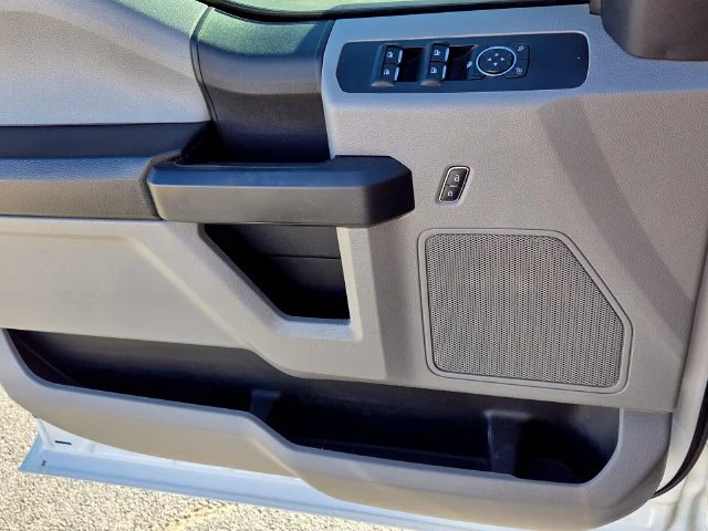 Used 2021 White Ford XL image 26