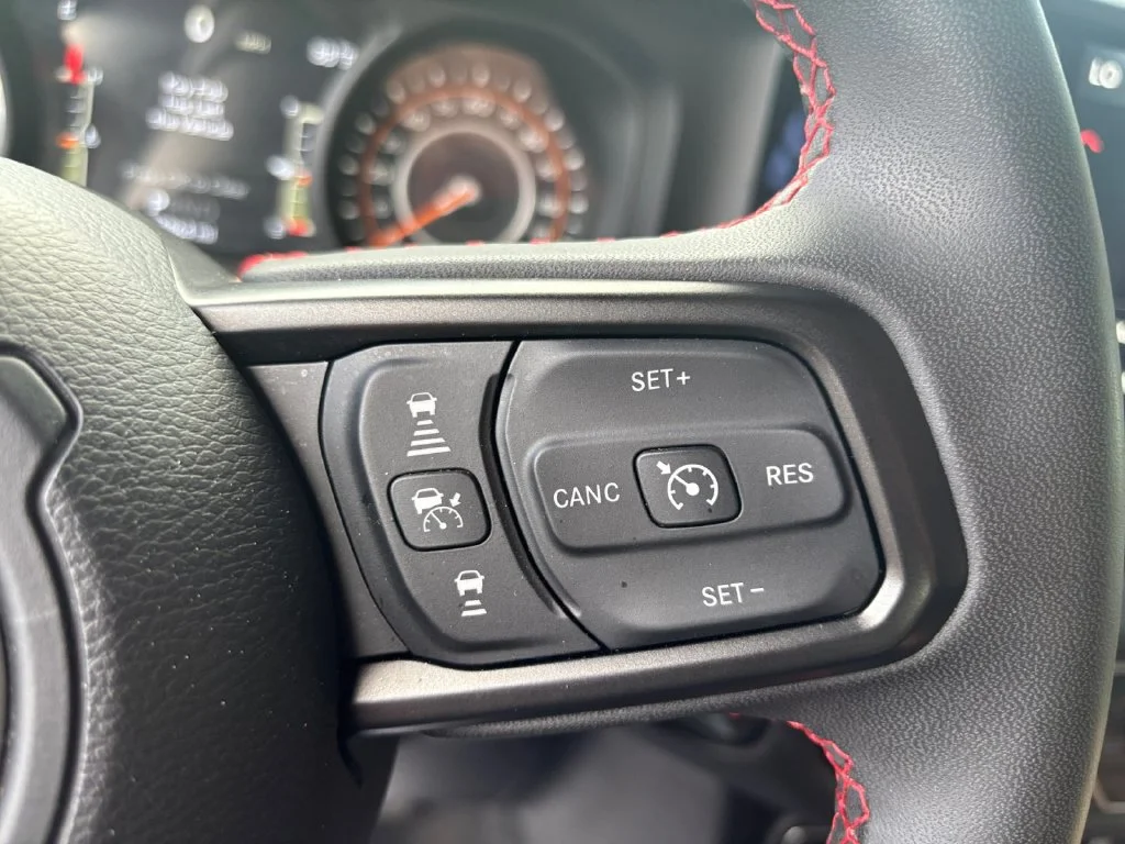 Used 2025 Red Jeep Rubicon image 29
