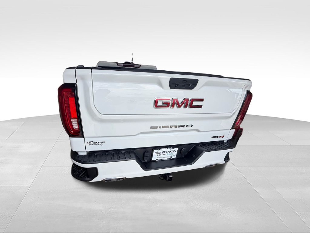Used 2022 White GMC AT4 image 4