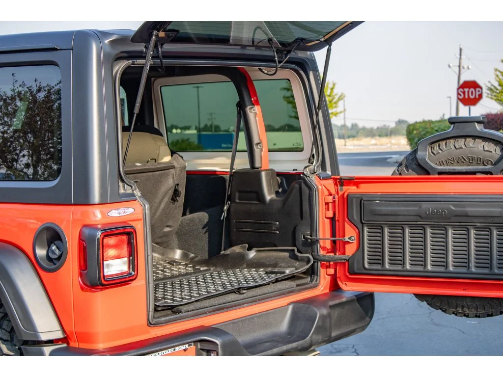 Used 2022 Firecracker Red Clearcoat Jeep Willys image 10
